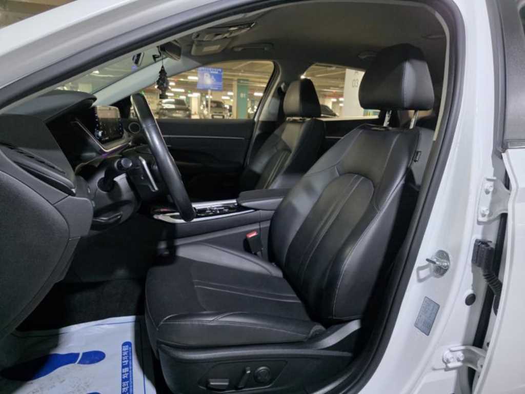 HYUNDAI Sonata - Vista 7