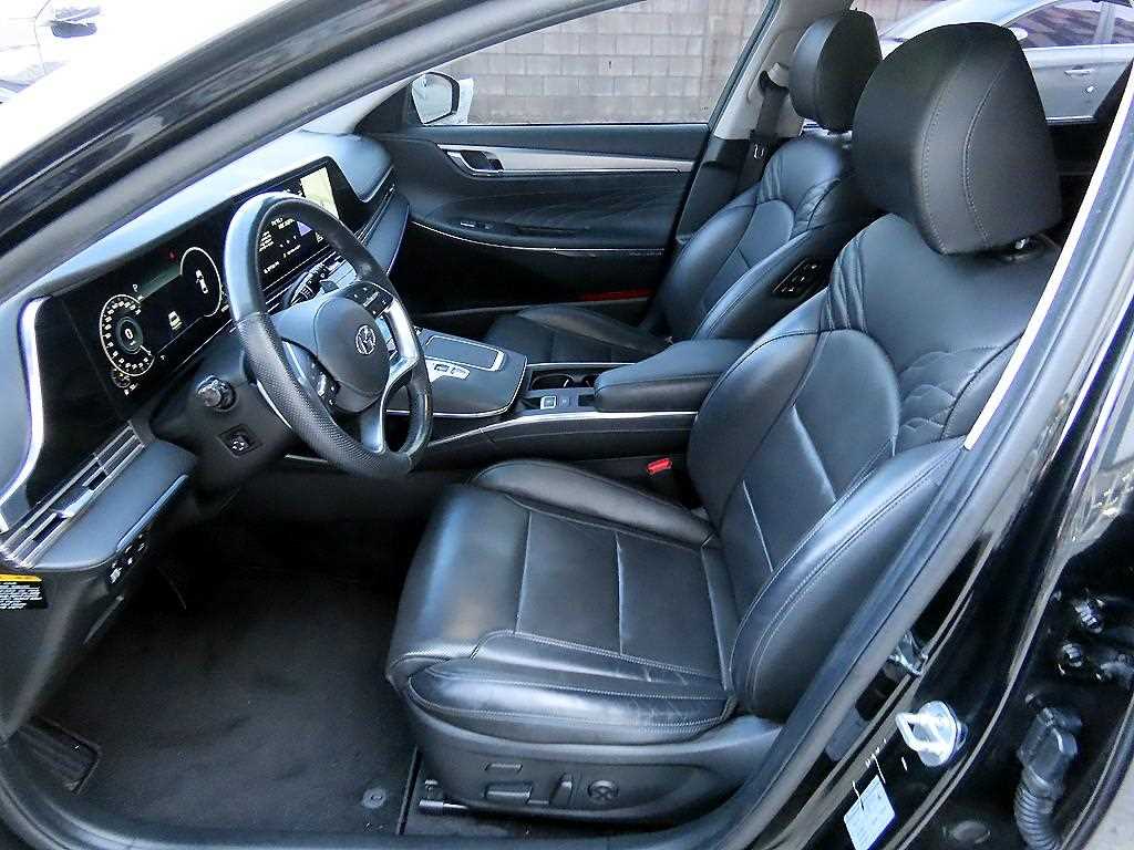 HYUNDAI Grandeur - Vista 5