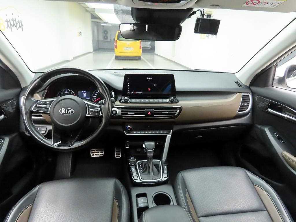 KIA Seltos - Vista 6