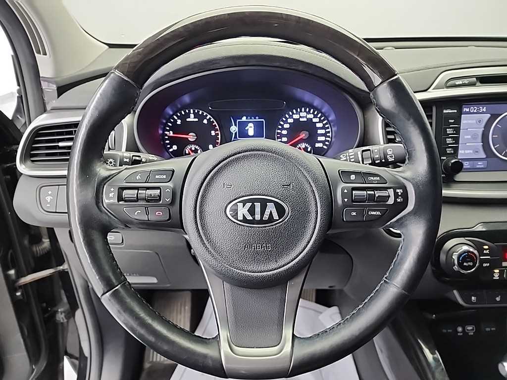 KIA Sorento - Vista 9