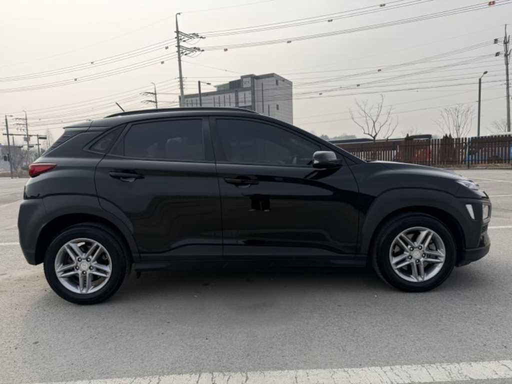 HYUNDAI Kona - Vista 2