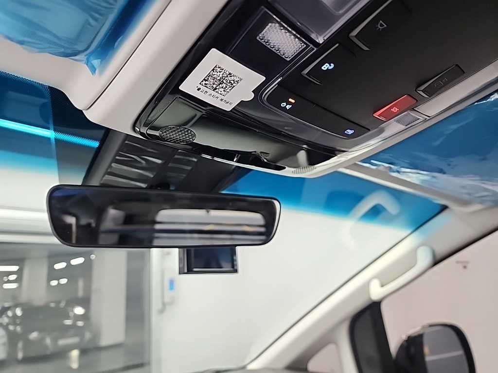 HYUNDAI Staria 2024 Plateado - Importación desde Corea - HF Imports Iquique - Foto 16