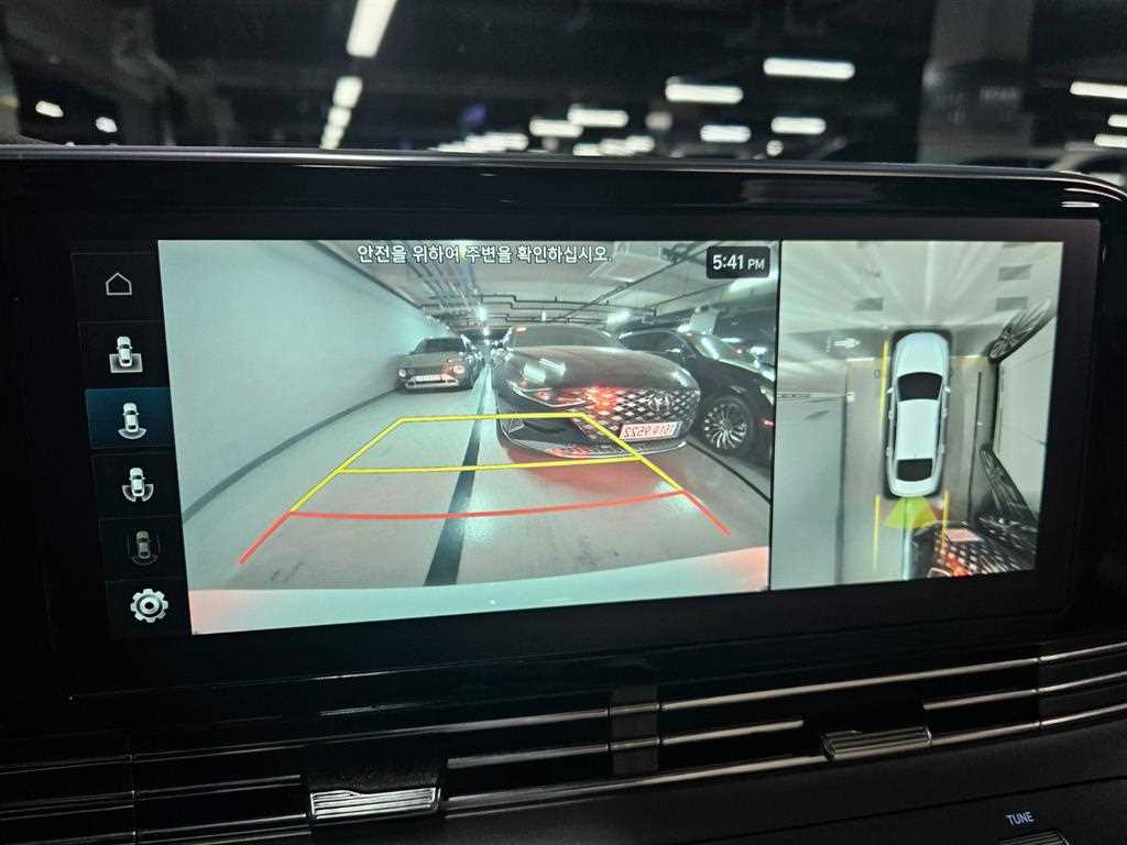 HYUNDAI Grandeur - Vista 11