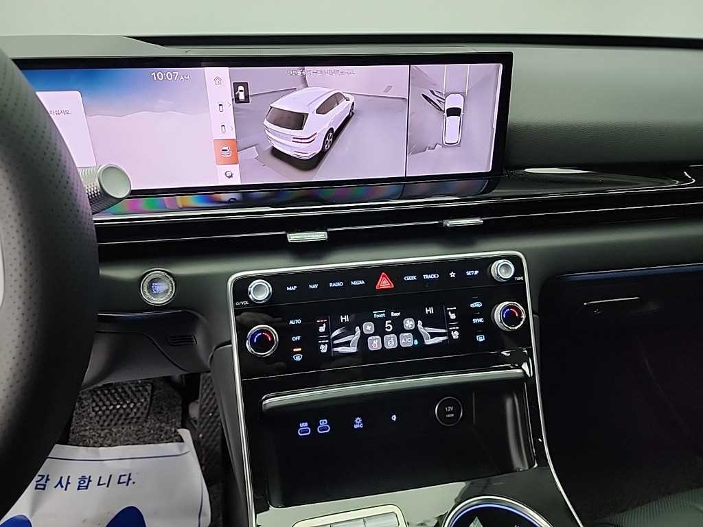 Genesis G80 - Vista 10