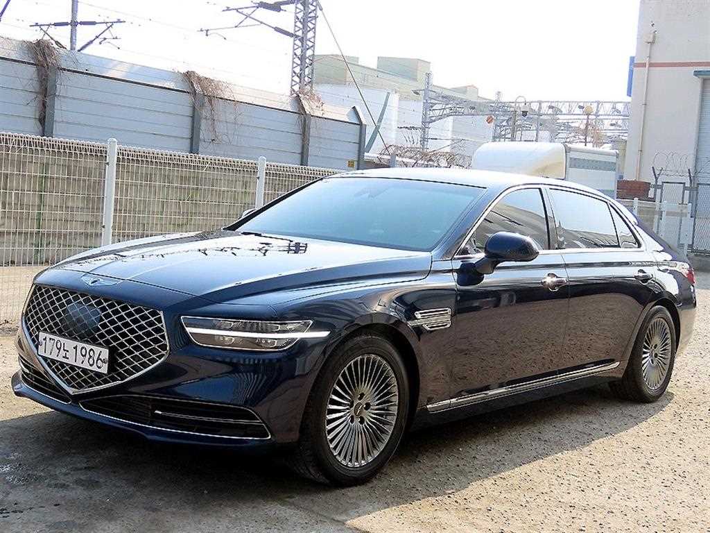 Genesis G90 - Vista 2