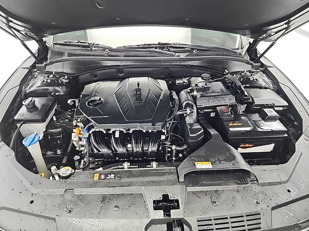 HYUNDAI Grandeur - Vista 5