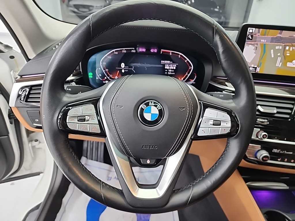 BMW 5 Series - Vista 9