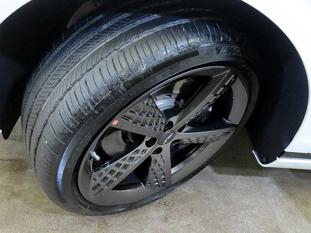 Genesis GV70 2023 Blanco - Importación desde Corea - HF Imports Iquique - Foto 20