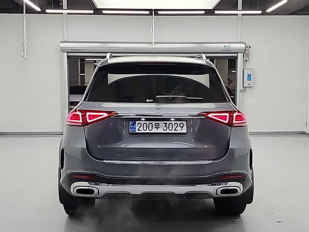 Mercedes Benz GLE Class - Vista 4