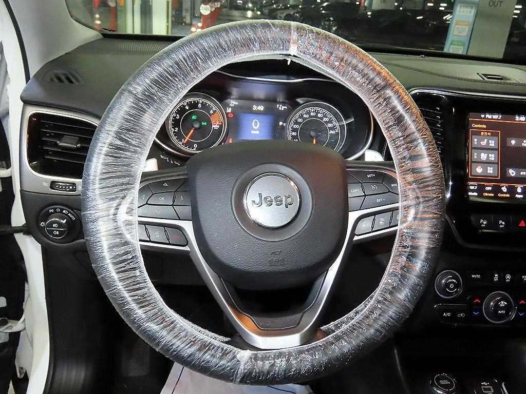 Jeep Cherokee - Vista 8