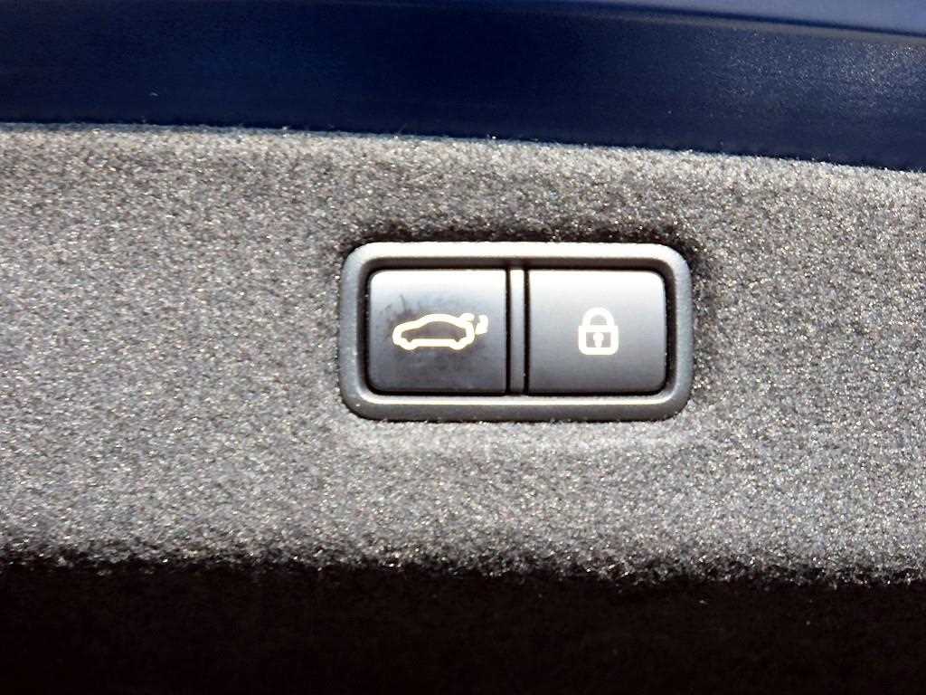 Genesis G90 2019 Azul - Importación desde Corea - HF Imports Iquique - Foto 18