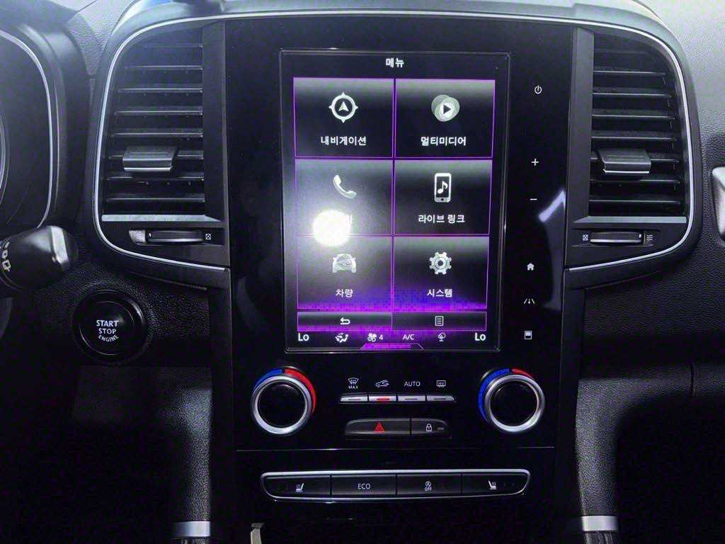 SAMSUNG QM6 - Vista 12