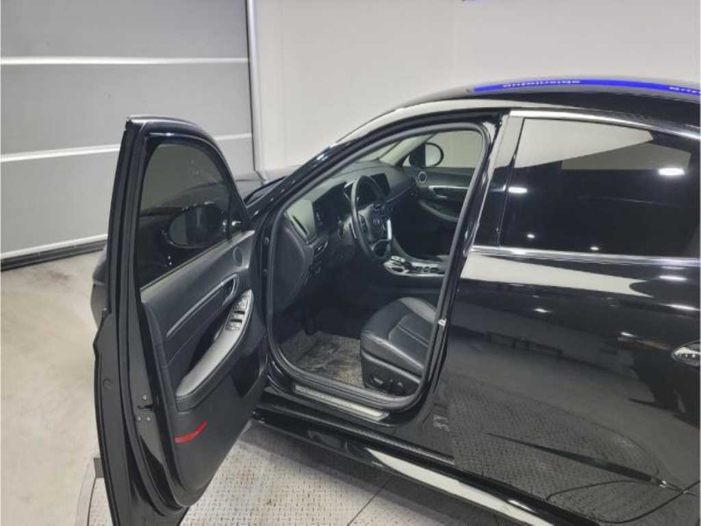 HYUNDAI Sonata - Vista 5