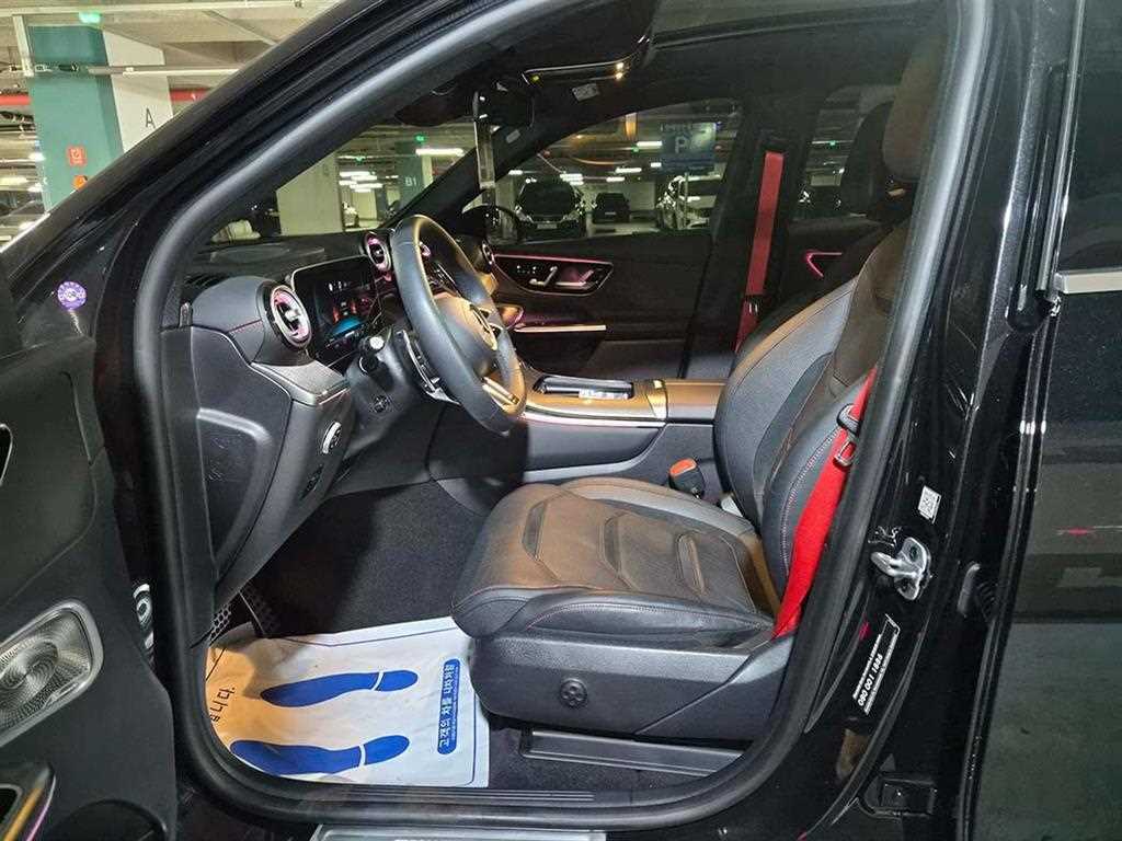 Mercedes Benz GLC Class - Vista 6