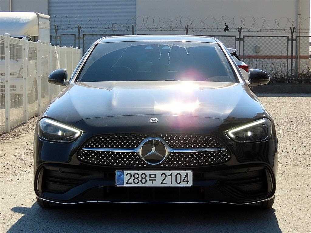 Mercedes Benz C Class 2023 Negro - Importación desde Corea - HF Imports Iquique - Foto 1