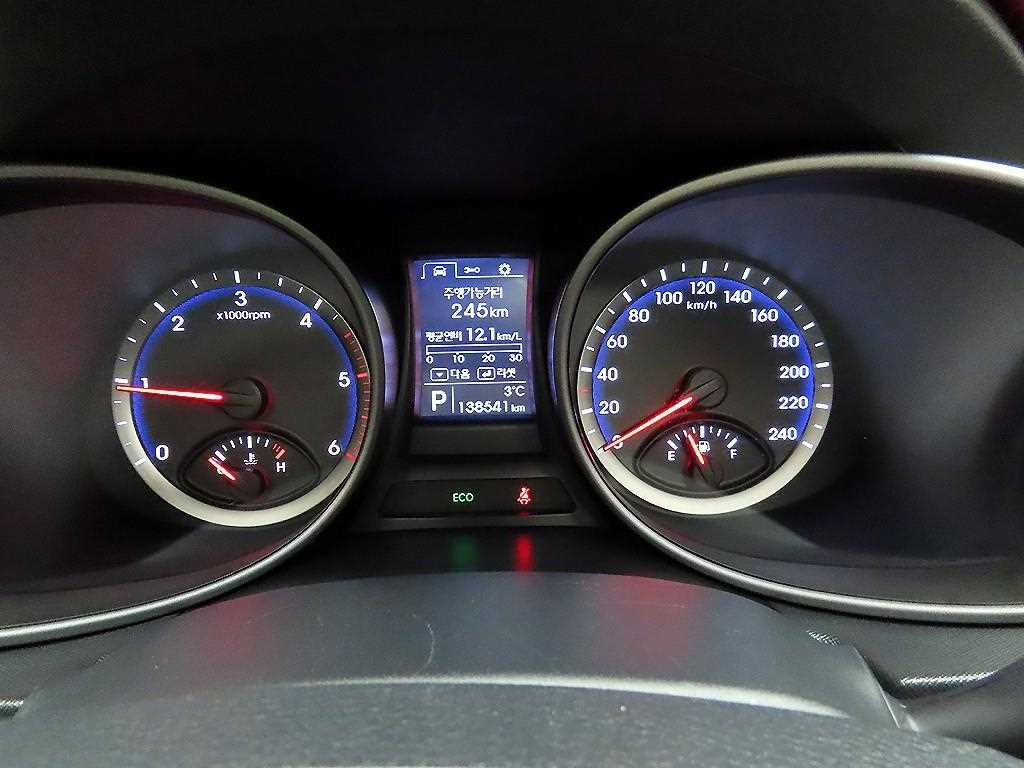 HYUNDAI Santa Fe - Vista 6