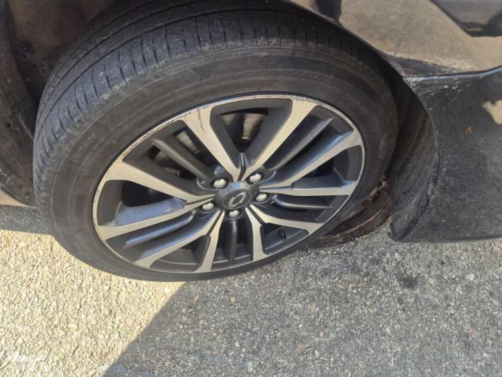 SAMSUNG SM7 - Vista 12