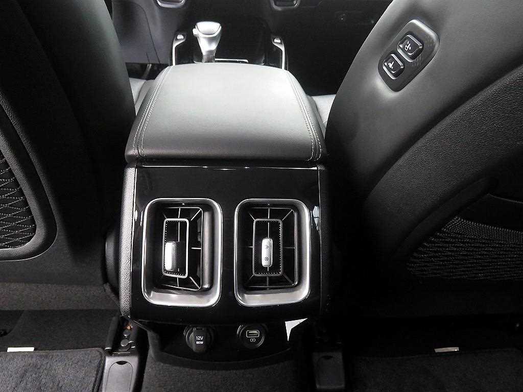 KIA Sorento - Vista 10