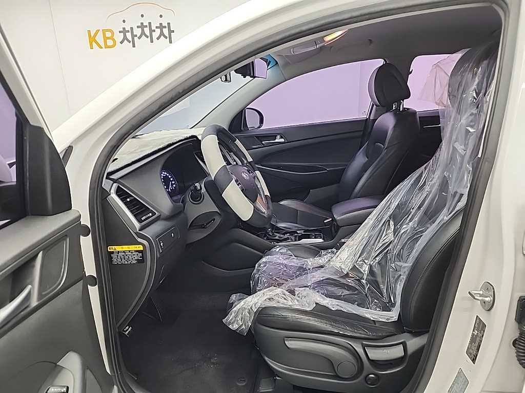 HYUNDAI Tucson - Vista 11