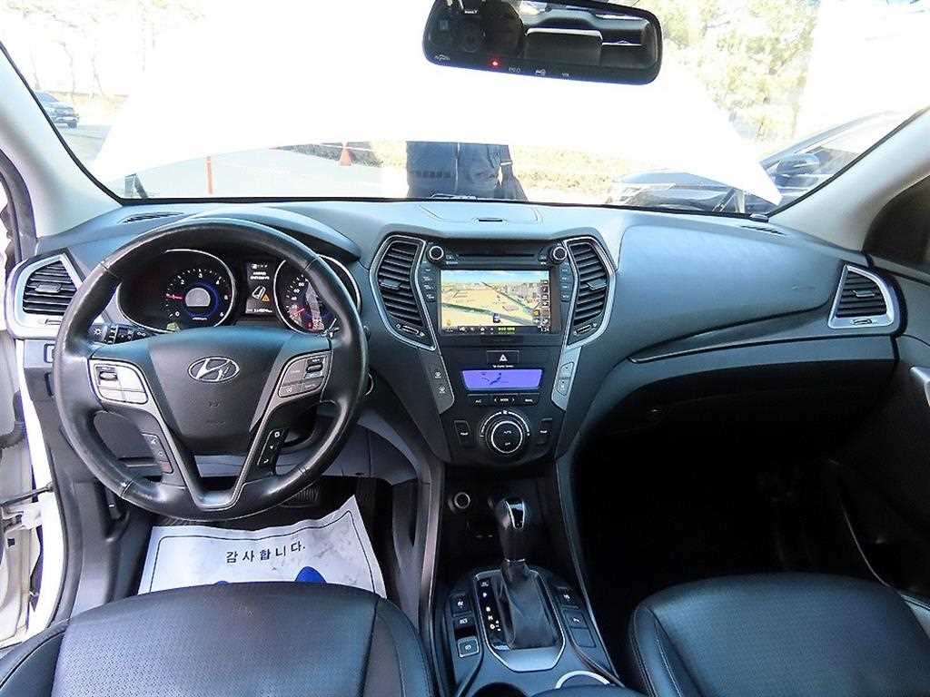HYUNDAI Maxcruz - Vista 7