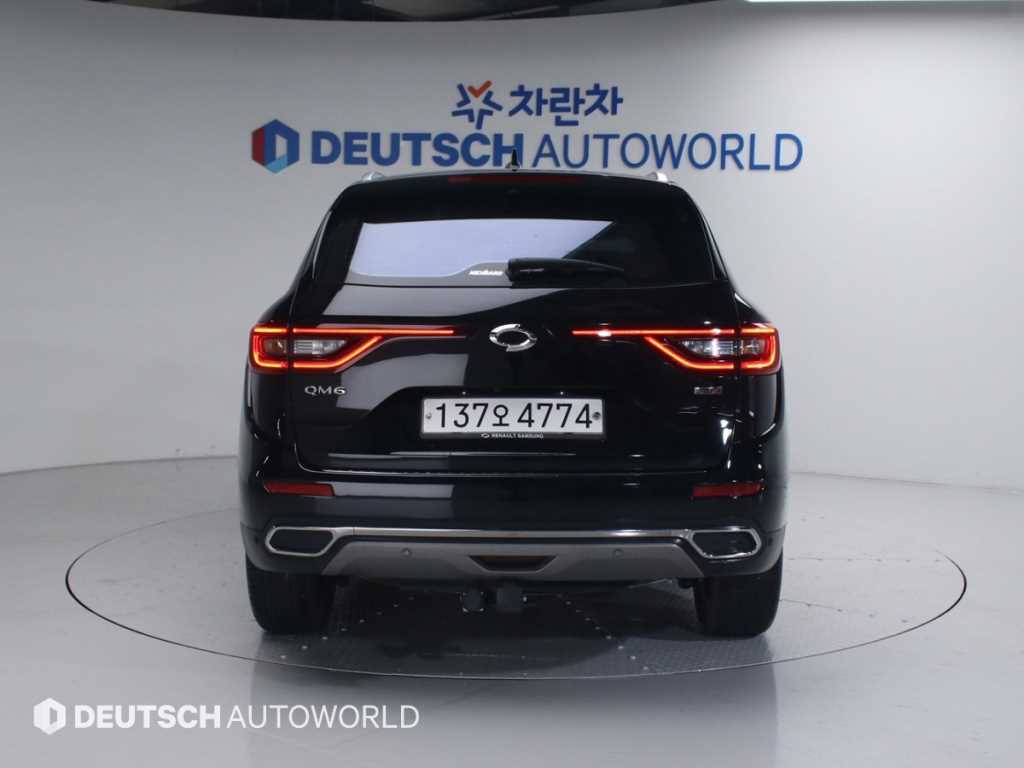 SAMSUNG QM6 - Vista 4