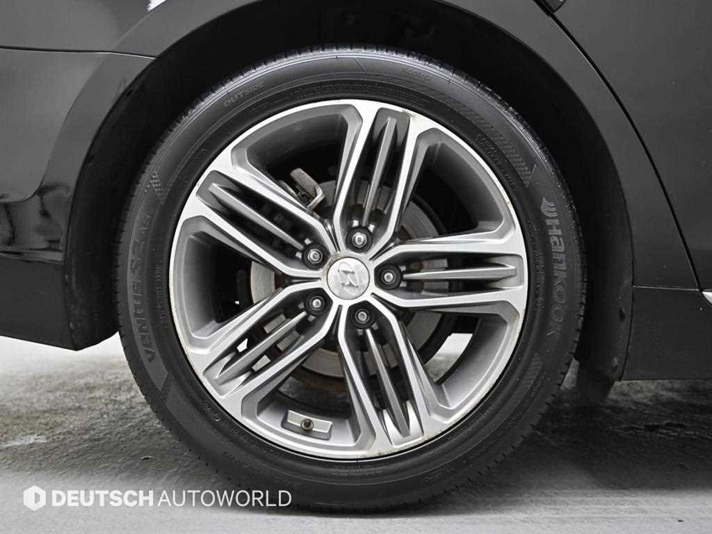 HYUNDAI Grandeur - Vista 5