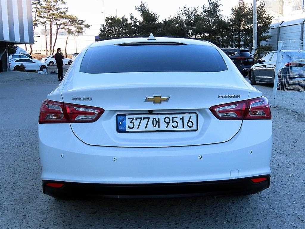 Chevrolet Malibu - Vista 4