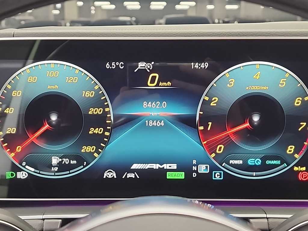 Mercedes Benz GLE Class - Vista 6