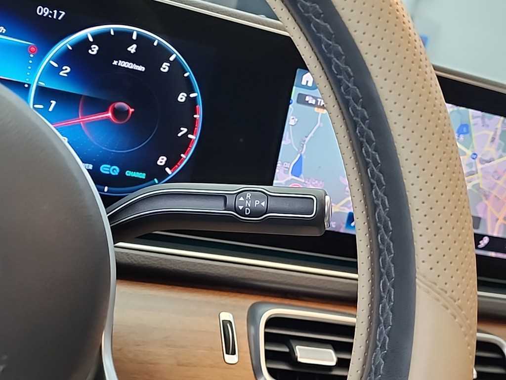 Mercedes Benz GLE Class - Vista 8