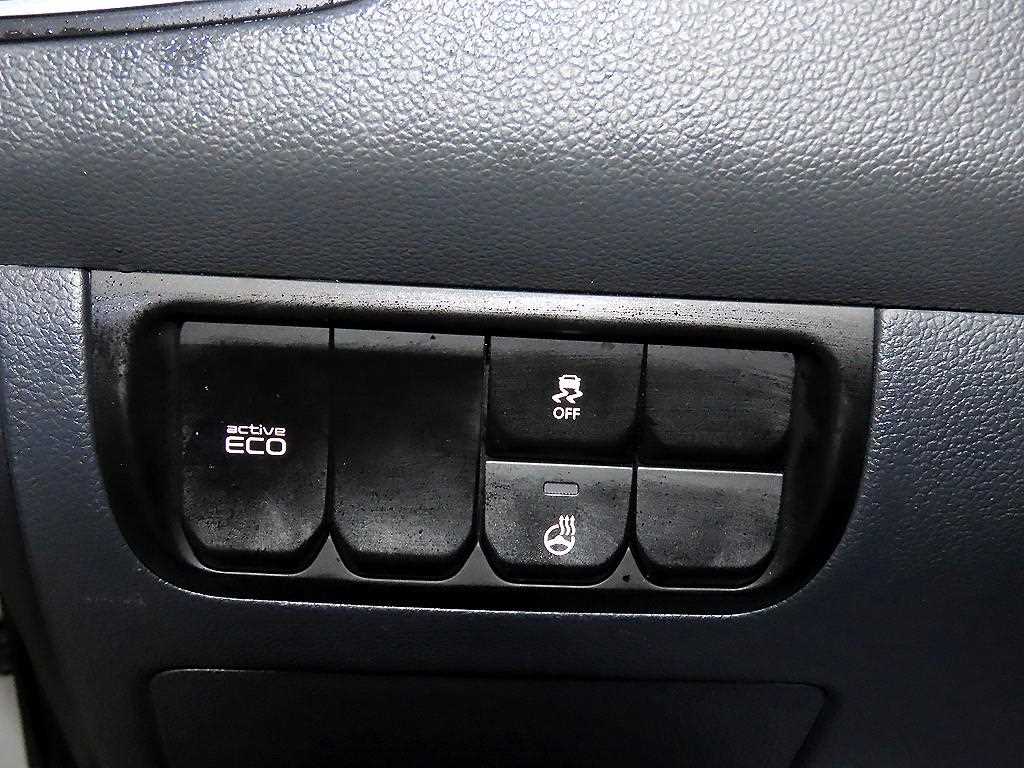 KIA Pride 2016 Plateado - Importación desde Corea - HF Imports Iquique - Foto 14