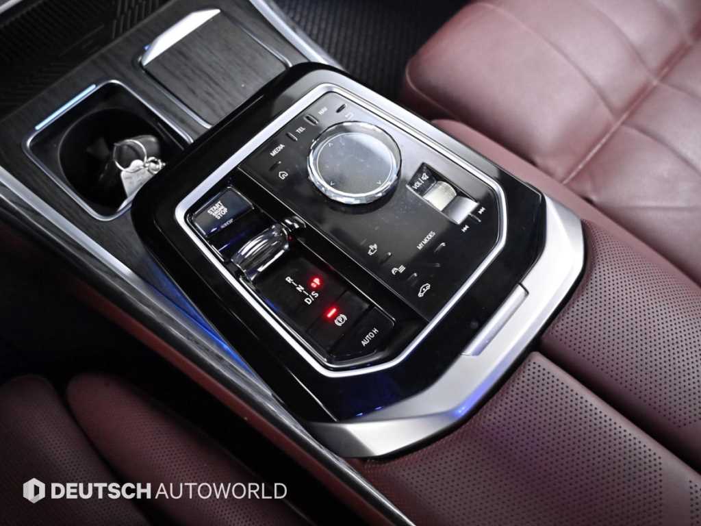 BMW 7 Series - Vista 9