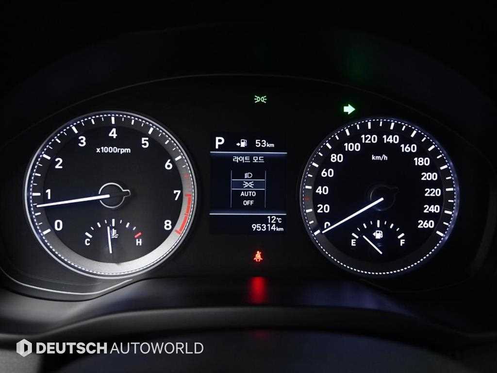 HYUNDAI Grandeur - Vista 8