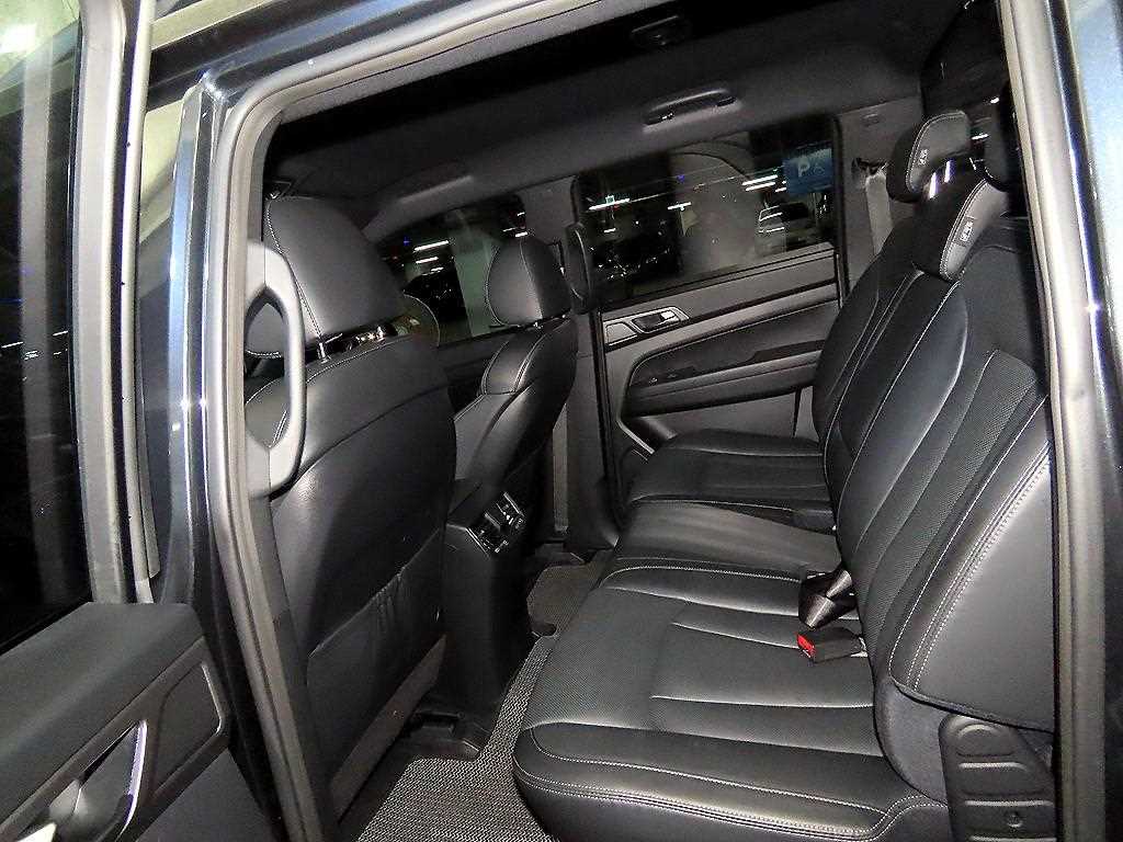 Ssangyong Rexton - Vista 7