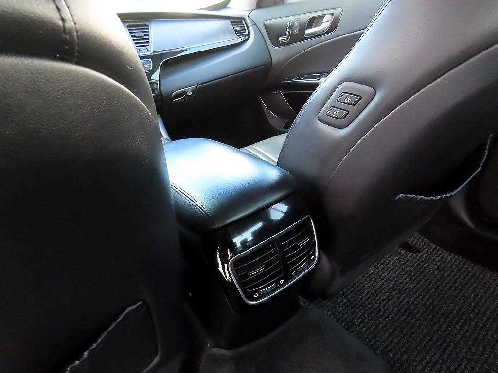 KIA K9 2013 Negro - Importación desde Corea - HF Imports Iquique - Foto 17