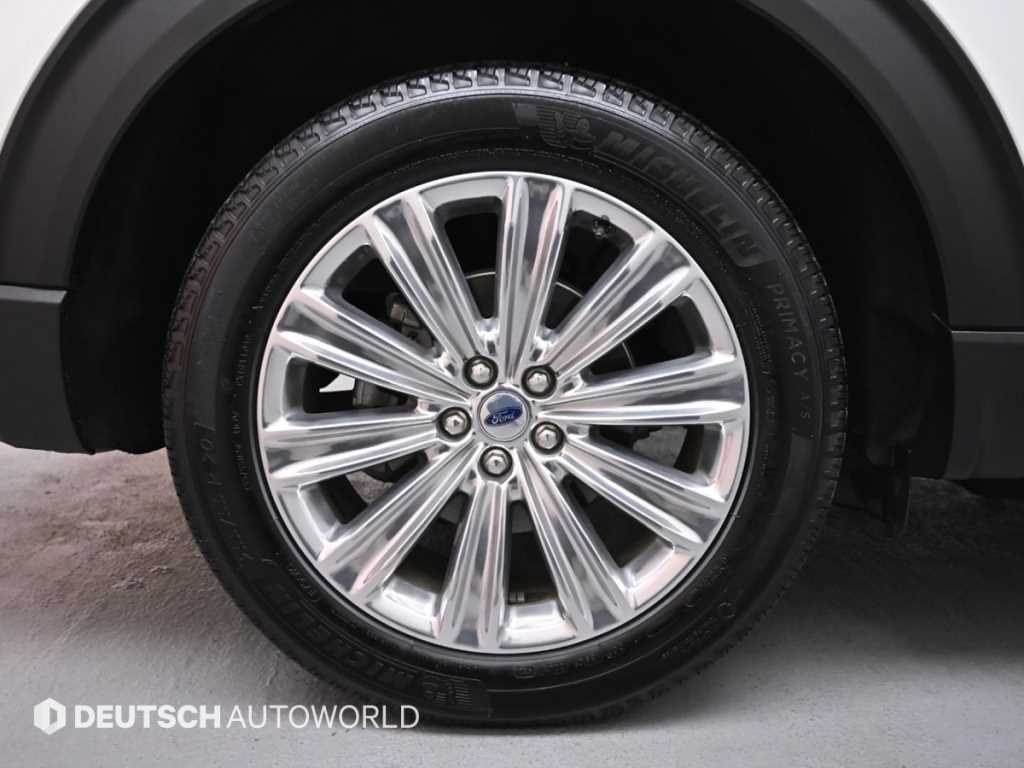 Ford Explorer - Vista 5