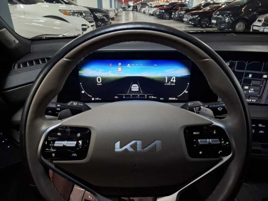 KIA K8 - Vista 12