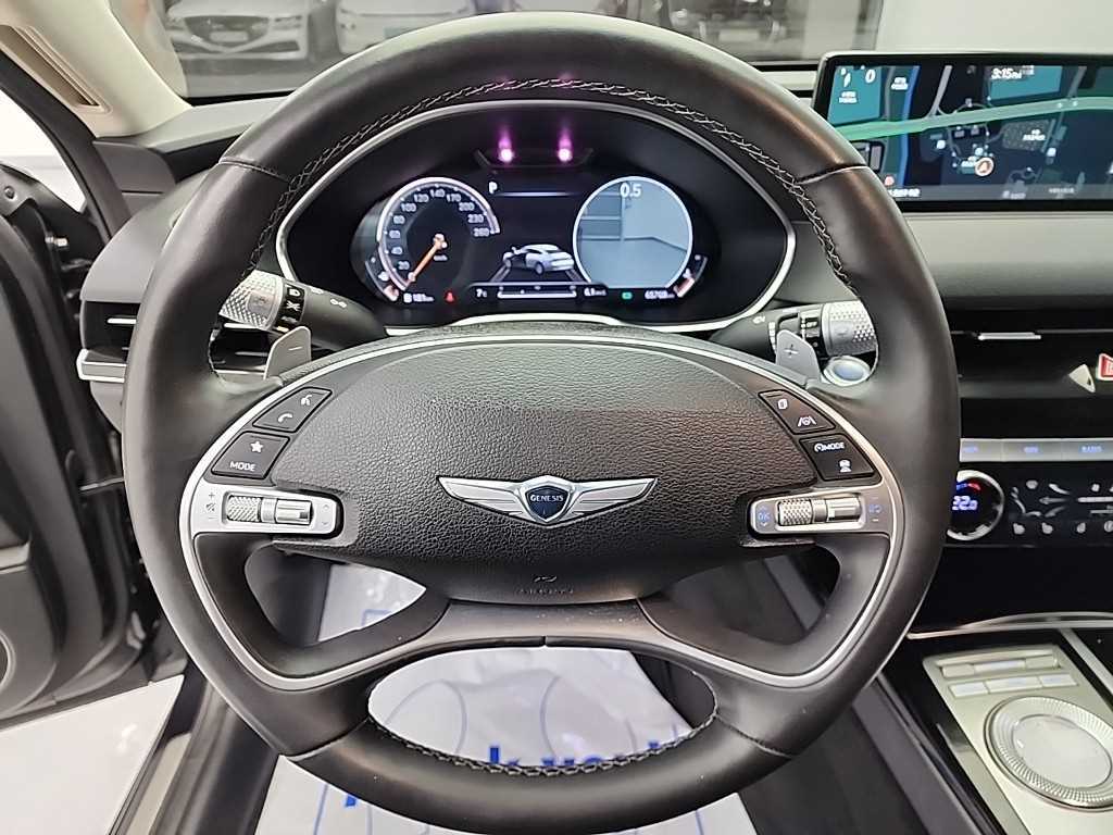 Genesis G80 - Vista 9