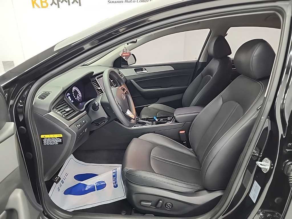 HYUNDAI Sonata - Vista 11