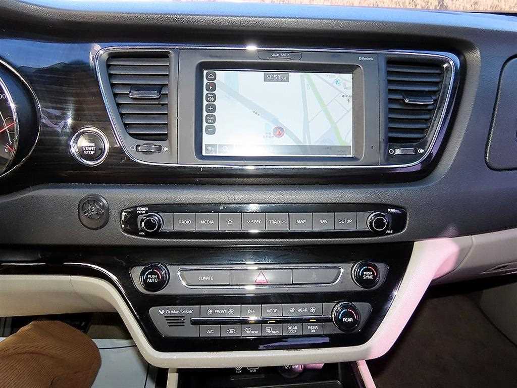 KIA Carnival 2019 Blanco - Importación desde Corea - HF Imports Iquique - Foto 13