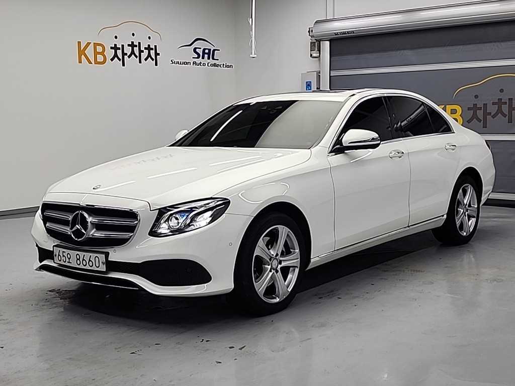 Mercedes Benz E class - Vista 2