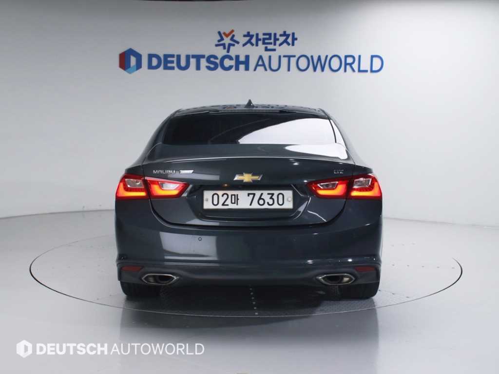 Chevrolet Malibu - Vista 4