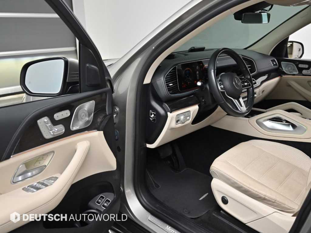 Mercedes Benz GLE Class - Vista 11