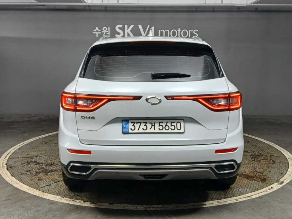 SAMSUNG QM6 - Vista 5