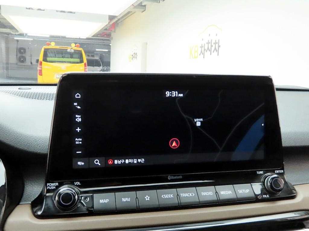 KIA Seltos - Vista 8