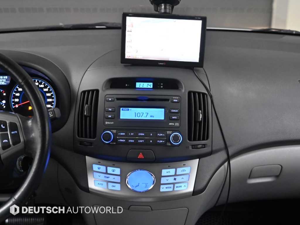 HYUNDAI Avante 2010 - Importación desde Corea - HF Imports Iquique - Foto 14