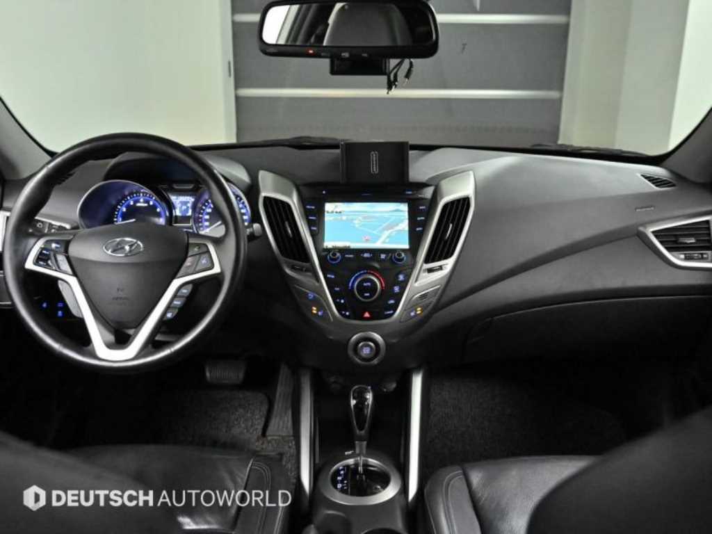 HYUNDAI Veloster - Vista 7