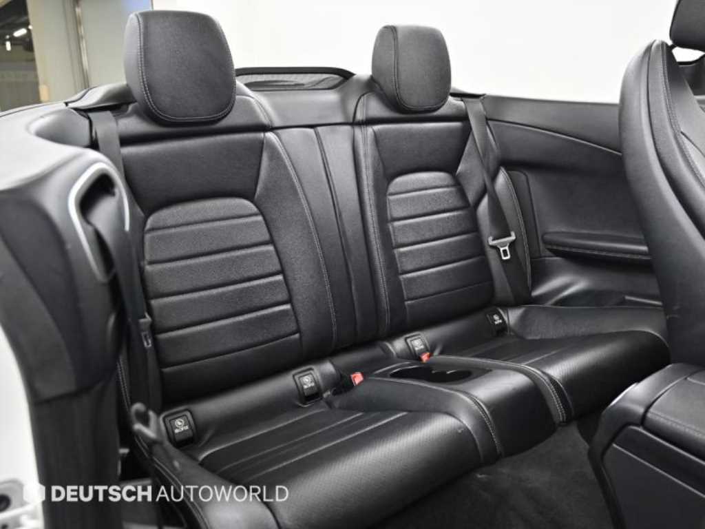 Mercedes Benz C Class - Vista 12