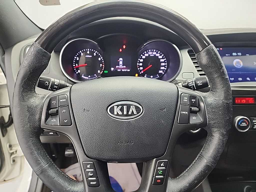 KIA K7 - Vista 9