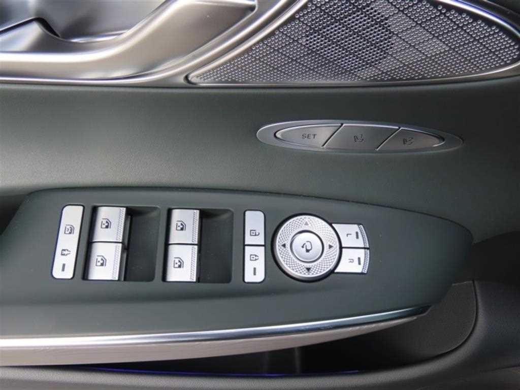 Genesis GV70 - Vista 12