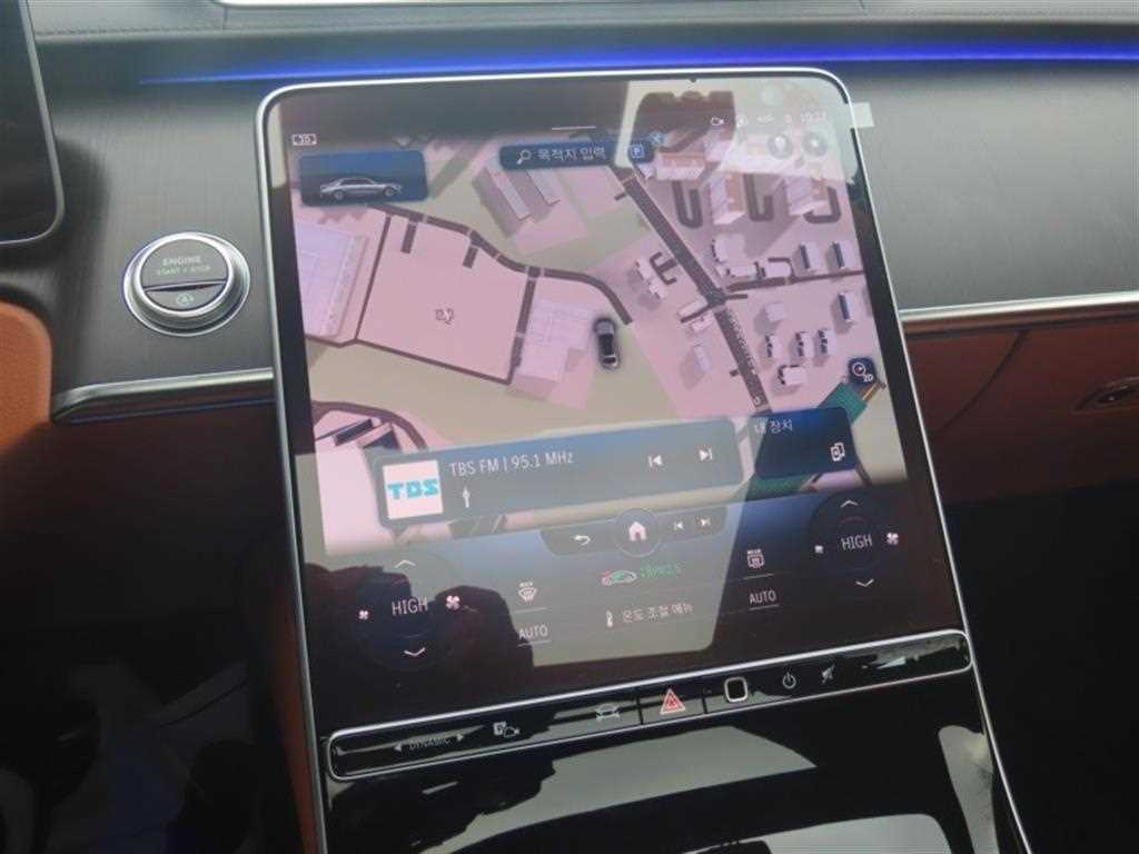 Mercedes Benz S Class - Vista 8